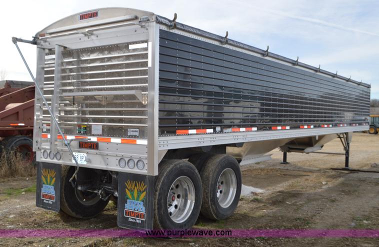 image for item L4582 2016 Timpte Super Hopper double hopper grain trailer