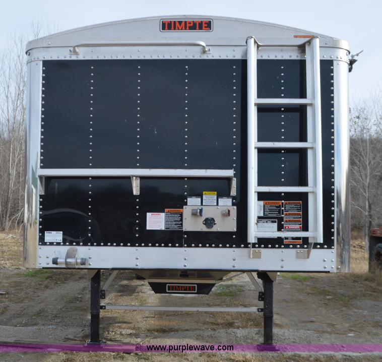 image for item L4582 2016 Timpte Super Hopper double hopper grain trailer