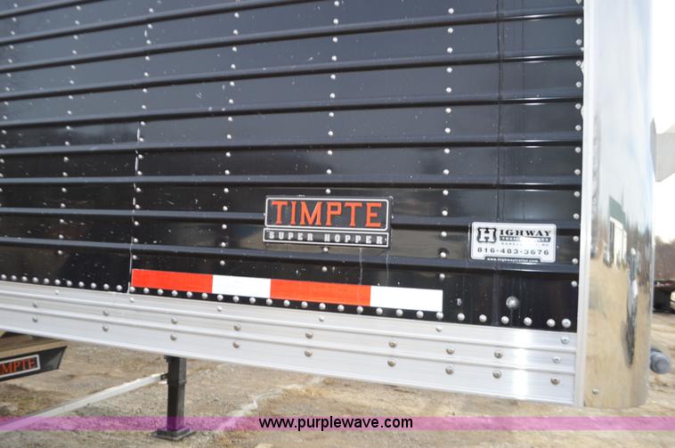 image for item L4582 2016 Timpte Super Hopper double hopper grain trailer