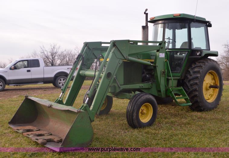 image for item L4633 1976 John Deere 4230 tractor