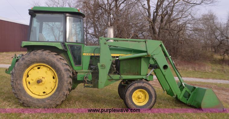 image for item L4633 1976 John Deere 4230 tractor