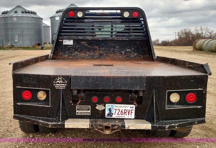 image for item L6037 2008 Ford F450 Super Duty Lariat King Ranch Crew Cab flatbed truck