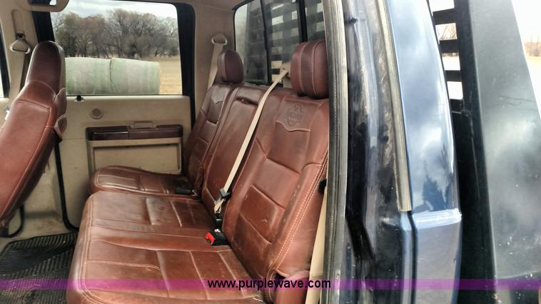image for item L6037 2008 Ford F450 Super Duty Lariat King Ranch Crew Cab flatbed truck