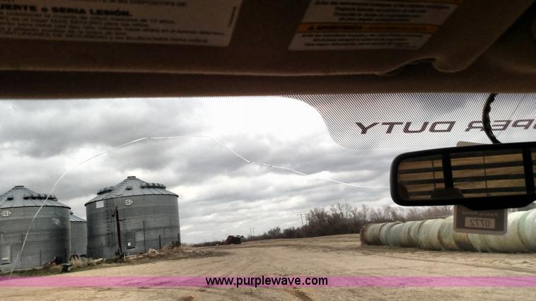 image for item L6037 2008 Ford F450 Super Duty Lariat King Ranch Crew Cab flatbed truck