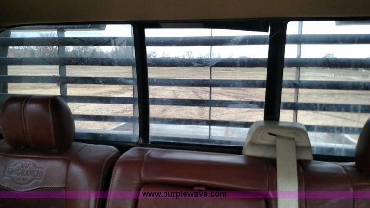 image for item L6037 2008 Ford F450 Super Duty Lariat King Ranch Crew Cab flatbed truck