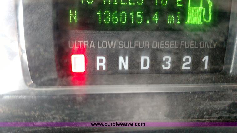 image for item L6037 2008 Ford F450 Super Duty Lariat King Ranch Crew Cab flatbed truck