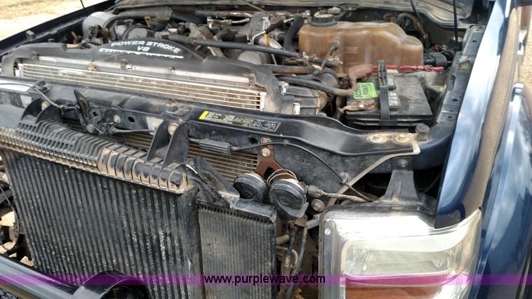 image for item L6037 2008 Ford F450 Super Duty Lariat King Ranch Crew Cab flatbed truck