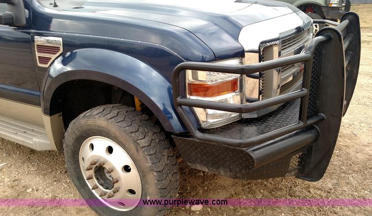 image for item L6037 2008 Ford F450 Super Duty Lariat King Ranch Crew Cab flatbed truck