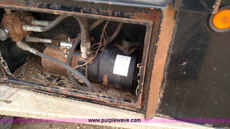 image for item L6037 2008 Ford F450 Super Duty Lariat King Ranch Crew Cab flatbed truck