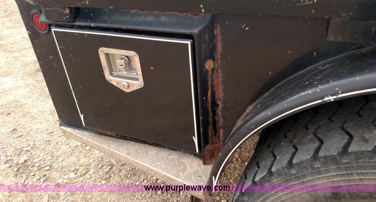 image for item L6037 2008 Ford F450 Super Duty Lariat King Ranch Crew Cab flatbed truck