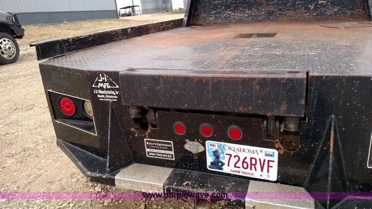 image for item L6037 2008 Ford F450 Super Duty Lariat King Ranch Crew Cab flatbed truck