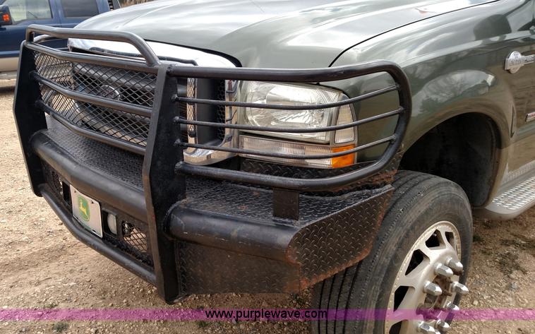 image for item L6038 2004 Ford F350 Super Duty Lariat King Ranch Crew Cab flatbed pickup truck