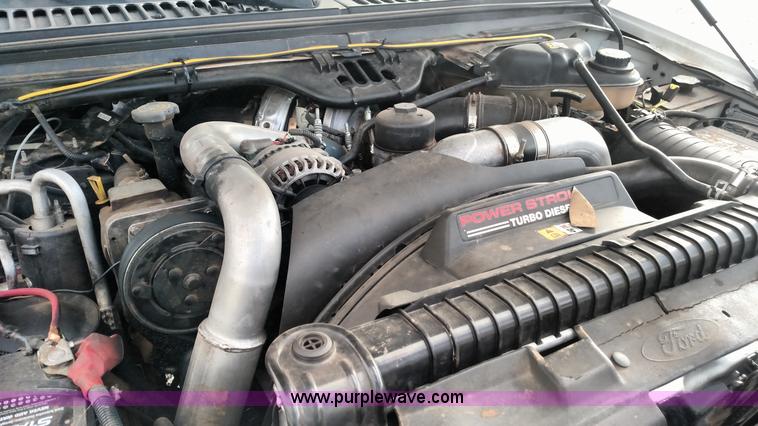 image for item L6057 2004 Ford F350 Super Duty XLT SuperCab pickup truck