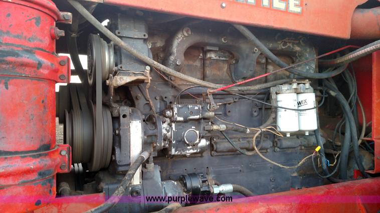 image for item L6076 1975 Versatile 800 4WD tractor