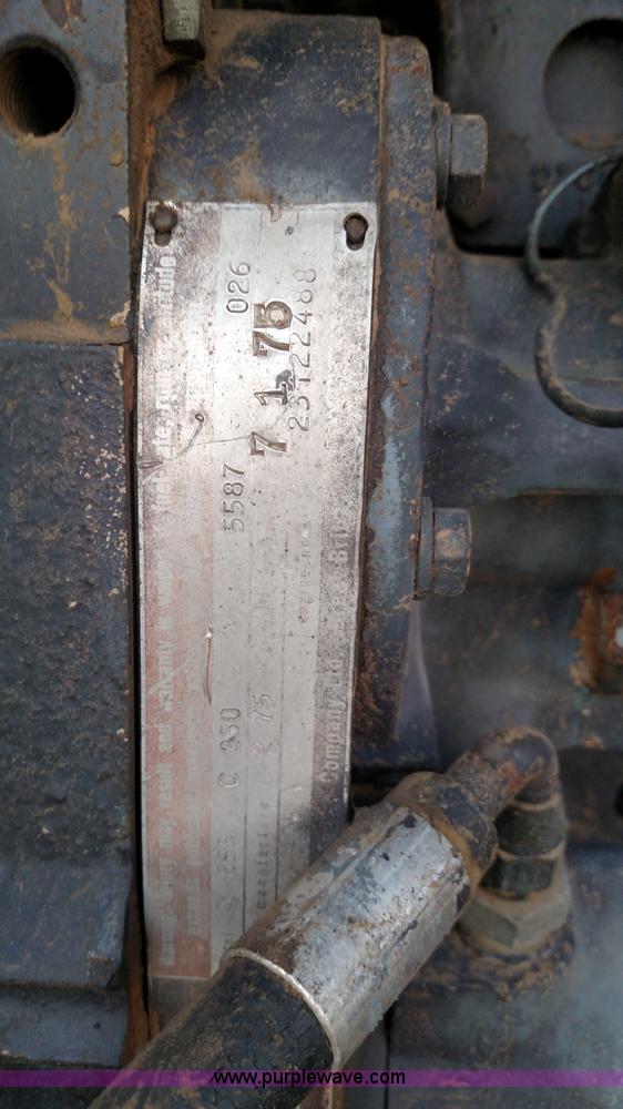 image for item L6076 1975 Versatile 800 4WD tractor