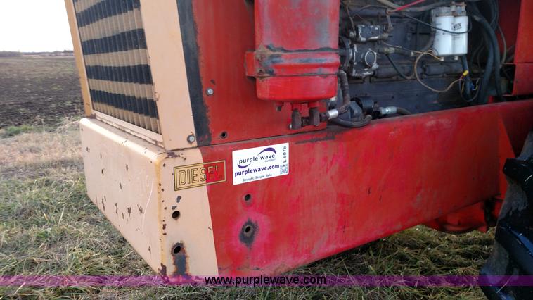 image for item L6076 1975 Versatile 800 4WD tractor