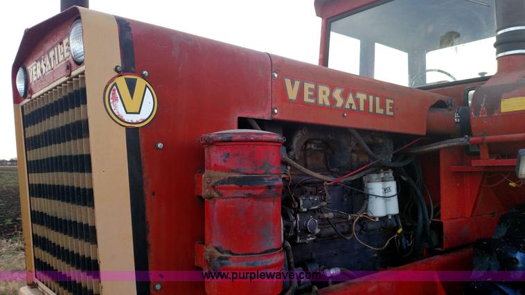 image for item L6076 1975 Versatile 800 4WD tractor