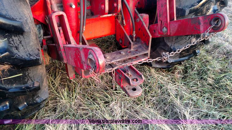 image for item L6076 1975 Versatile 800 4WD tractor