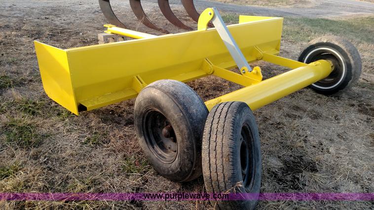 image for item L6078 Pull type scraper