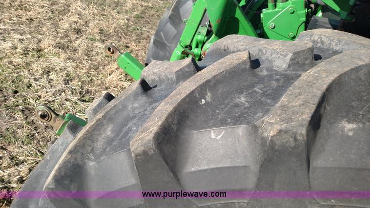 image for item L6088 1999 John Deere 7210 MFWD tractor