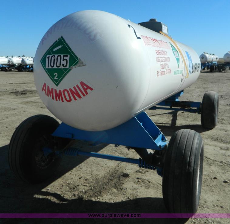 image for item L7253 Anhydrous ammonia nurse tank