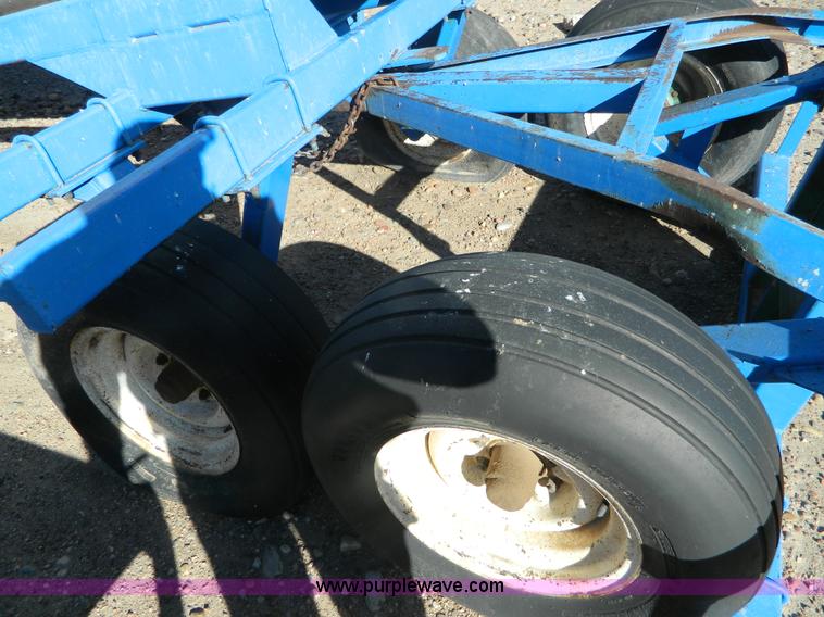 image for item L7255 Anhydrous ammonia nurse tank