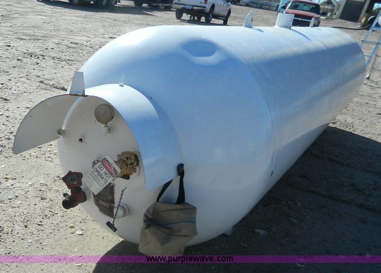 image for item L7257 Anhydrous ammonia tank