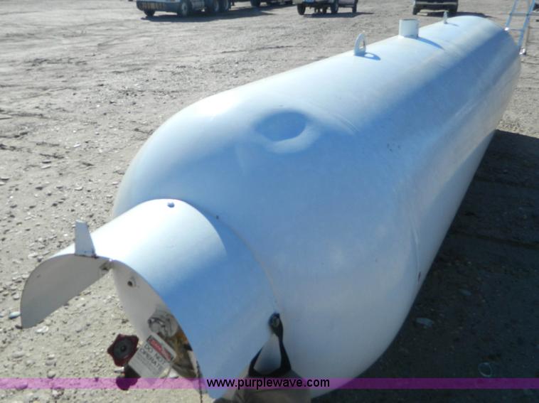 image for item L7257 Anhydrous ammonia tank