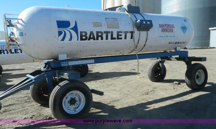 image for item L7258 Duo Lift anhydrous ammonia nurse tank