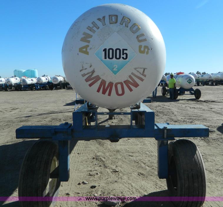 image for item L7258 Duo Lift anhydrous ammonia nurse tank