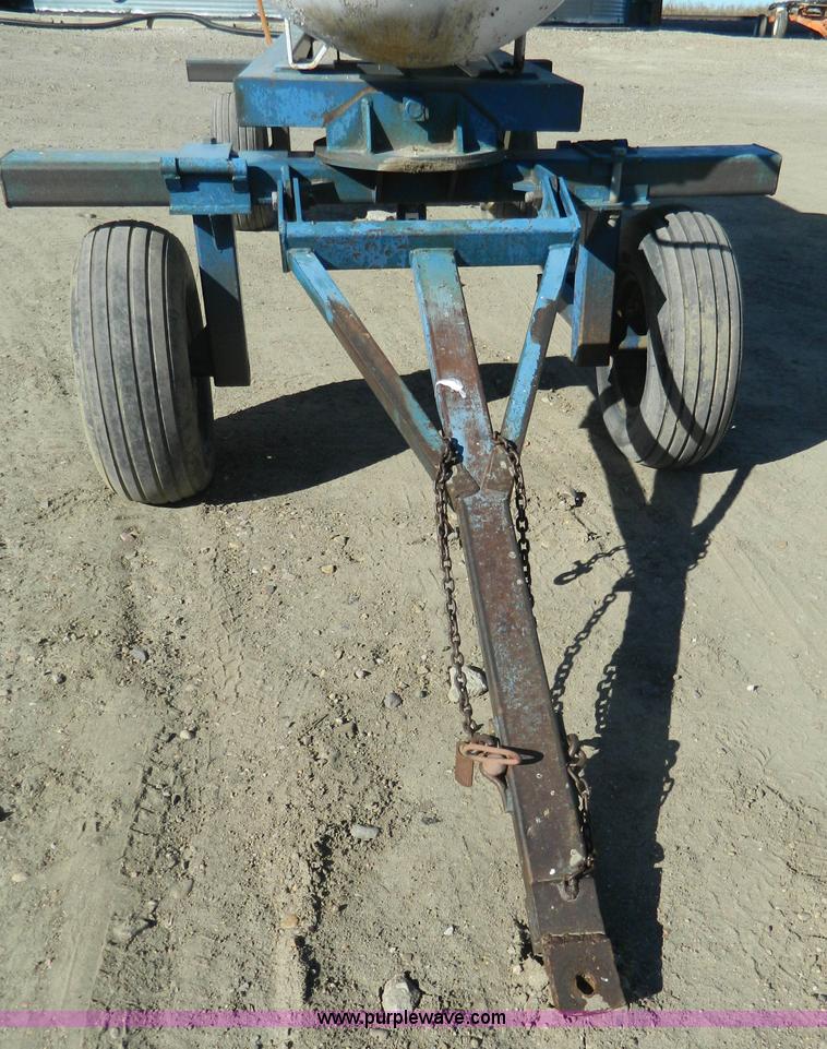 image for item L7258 Duo Lift anhydrous ammonia nurse tank