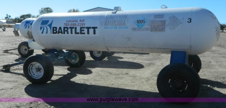 image for item L7261 Anhydrous ammonia nurse tank