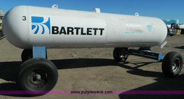 image for item L7261 Anhydrous ammonia nurse tank