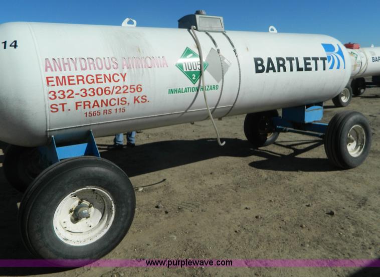 image for item L7262 Anhydrous ammonia nurse tank