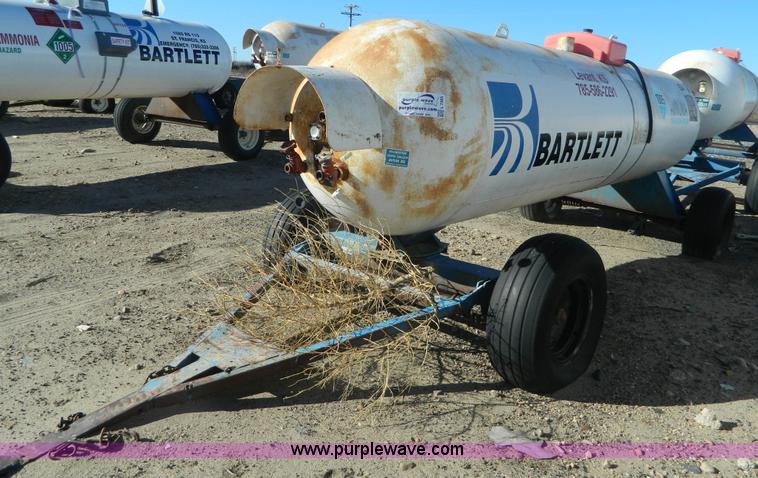 image for item L7265 Anhydrous ammonia nurse tank