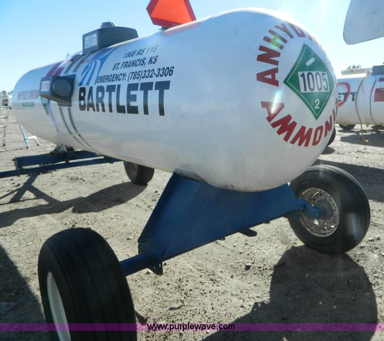 image for item L7266 Anhydrous ammonia nurse tank