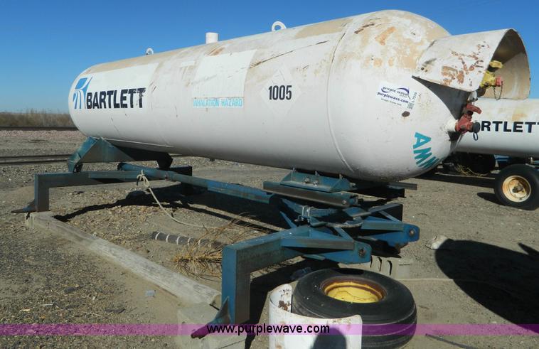 image for item L7270 Anhydrous ammonia nurse tank