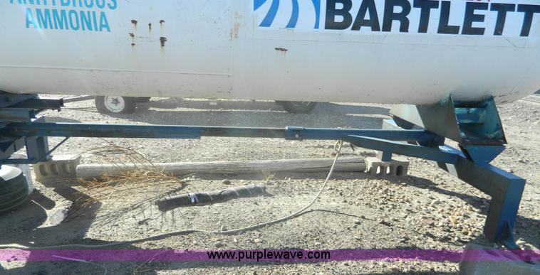 image for item L7270 Anhydrous ammonia nurse tank