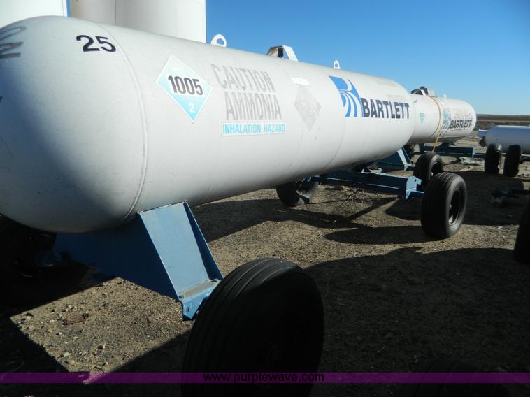 image for item L7273 Anhydrous ammonia nurse tank