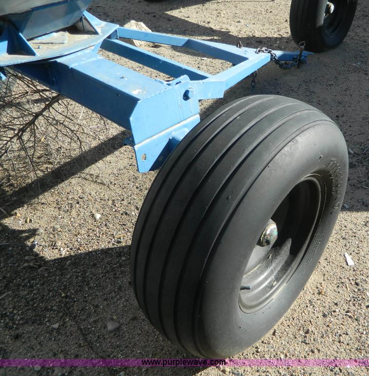 image for item L7273 Anhydrous ammonia nurse tank