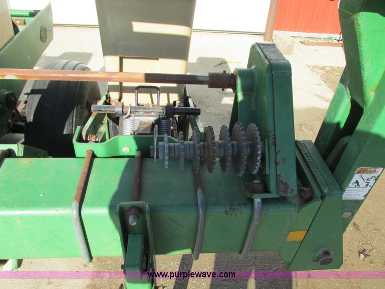 image for item N9305 Great Plains 6030-3P01 planter