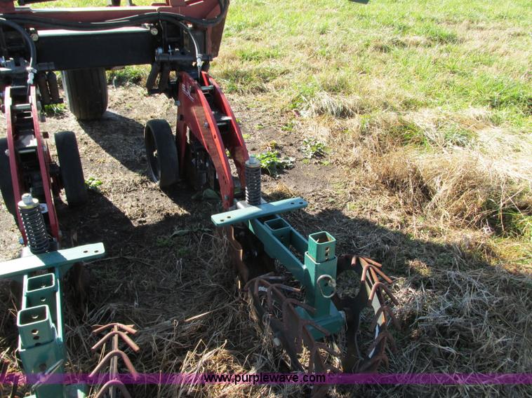 image for item N9306 Twin Diamond Industries Strip Cat strip-till