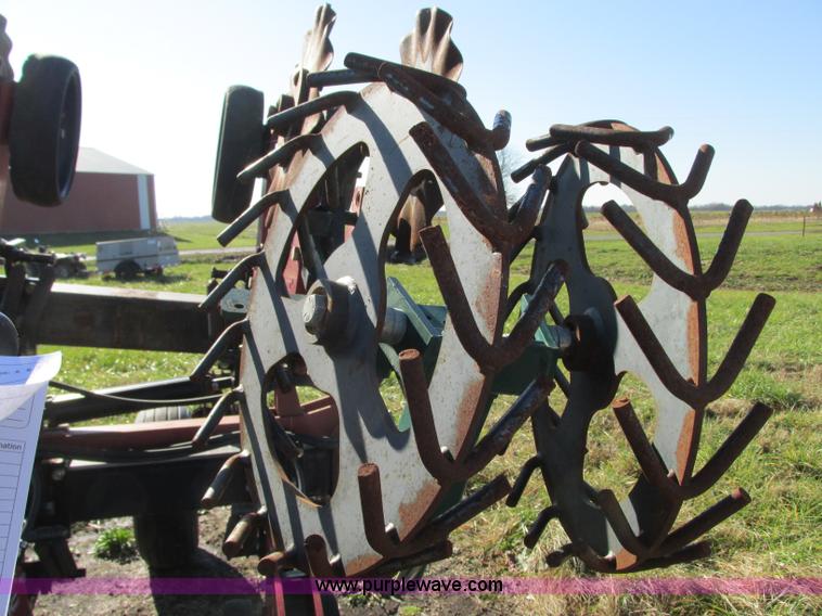 image for item N9306 Twin Diamond Industries Strip Cat strip-till