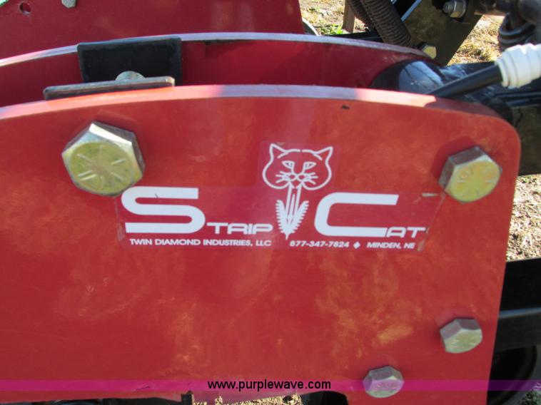 image for item N9306 Twin Diamond Industries Strip Cat strip-till