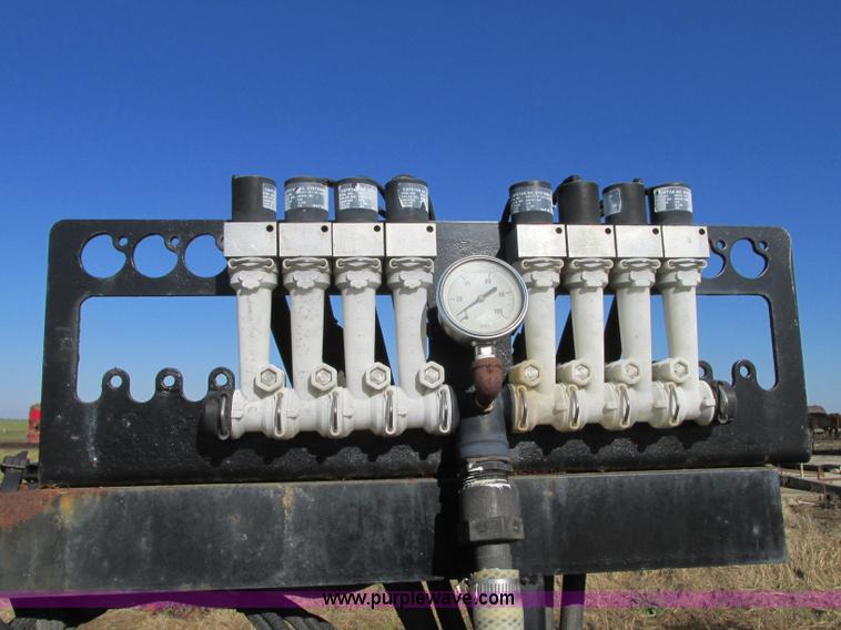 image for item N9306 Twin Diamond Industries Strip Cat strip-till