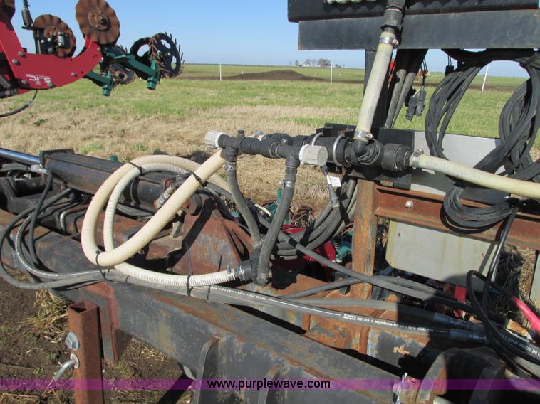 image for item N9306 Twin Diamond Industries Strip Cat strip-till