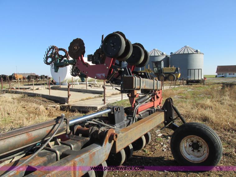 image for item N9306 Twin Diamond Industries Strip Cat strip-till