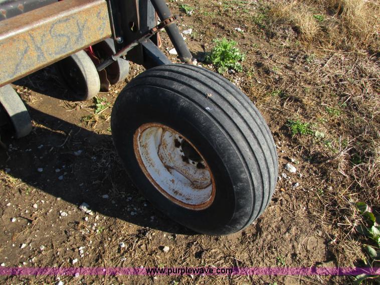 image for item N9306 Twin Diamond Industries Strip Cat strip-till