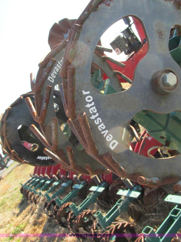 image for item N9306 Twin Diamond Industries Strip Cat strip-till