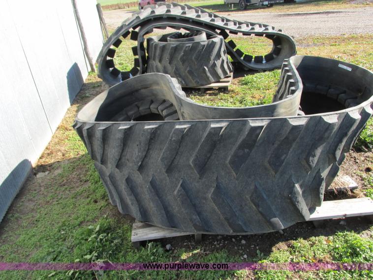 image for item N9308 (2) Caterpillar Challenger 700 Series tracks